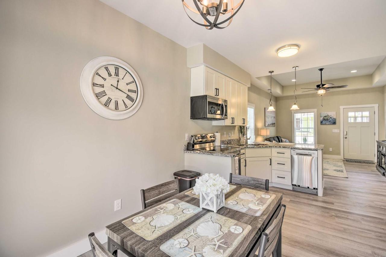 Ocean Isle Beach Home With Shared Lanai And Grill Eksteriør bilde