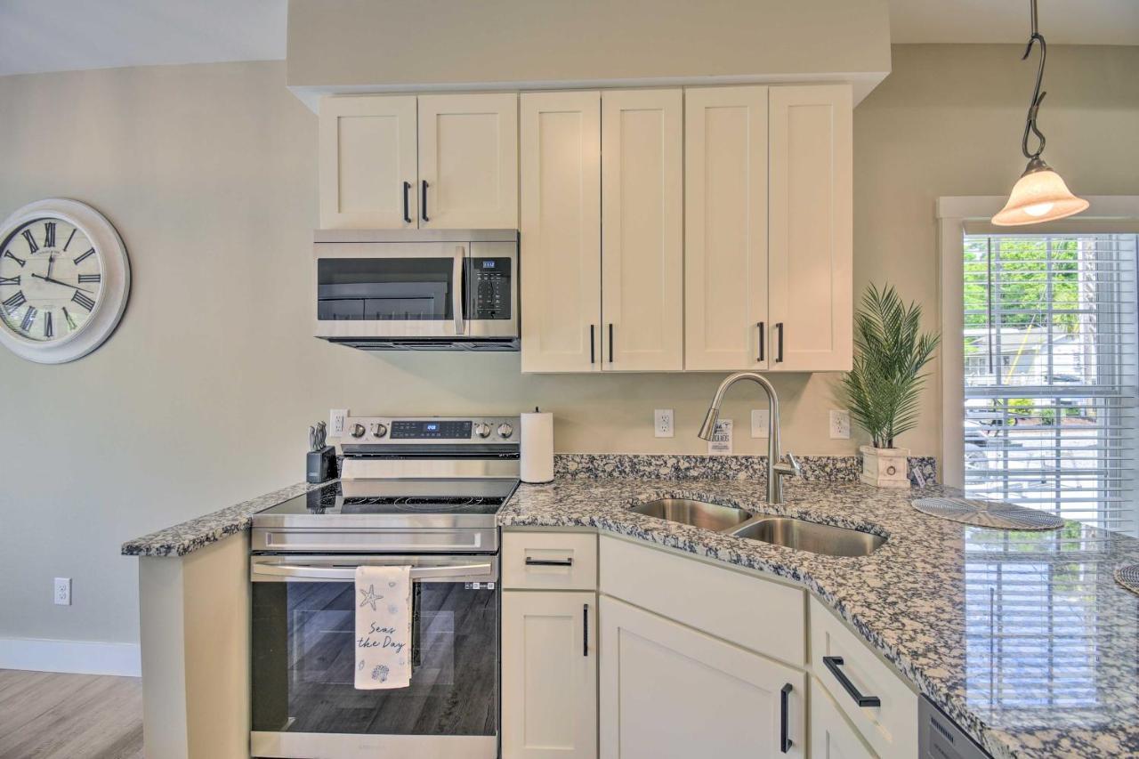 Ocean Isle Beach Home With Shared Lanai And Grill Eksteriør bilde