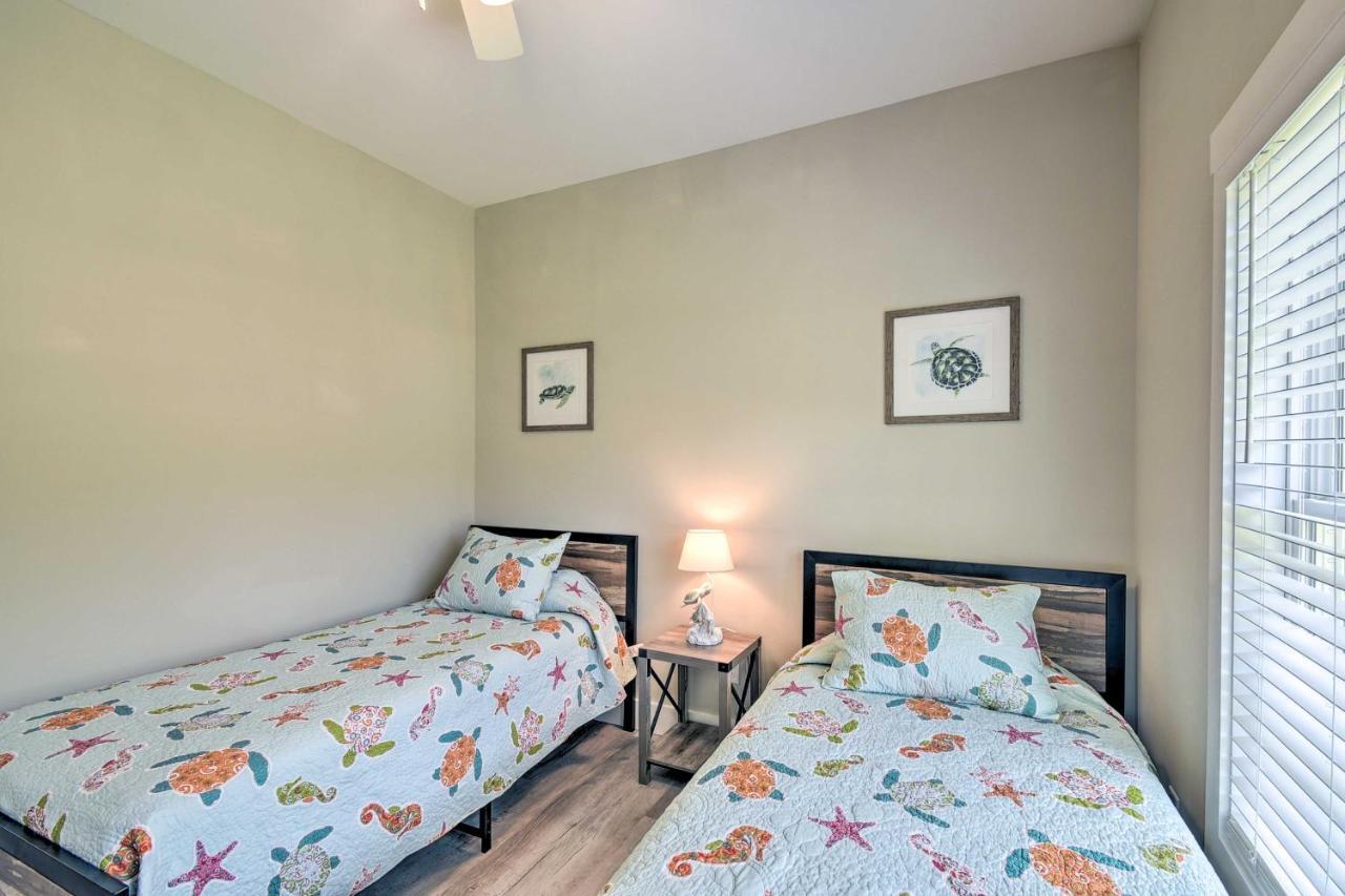Ocean Isle Beach Home With Shared Lanai And Grill Eksteriør bilde