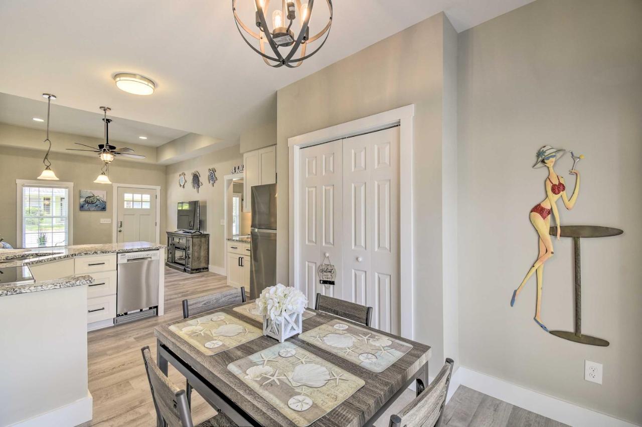 Ocean Isle Beach Home With Shared Lanai And Grill Eksteriør bilde